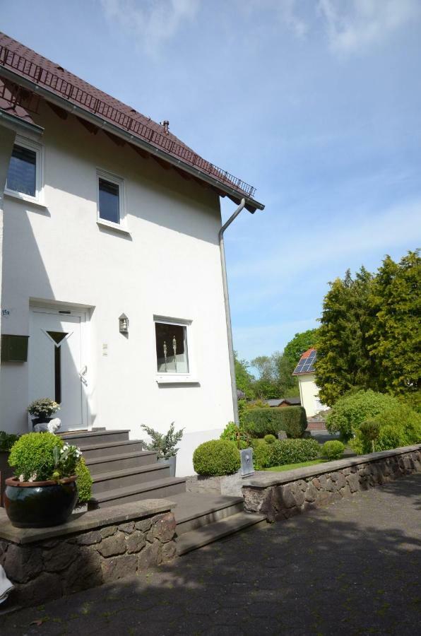 Ferienhaus Luzia 布尔沙伊德 外观 照片